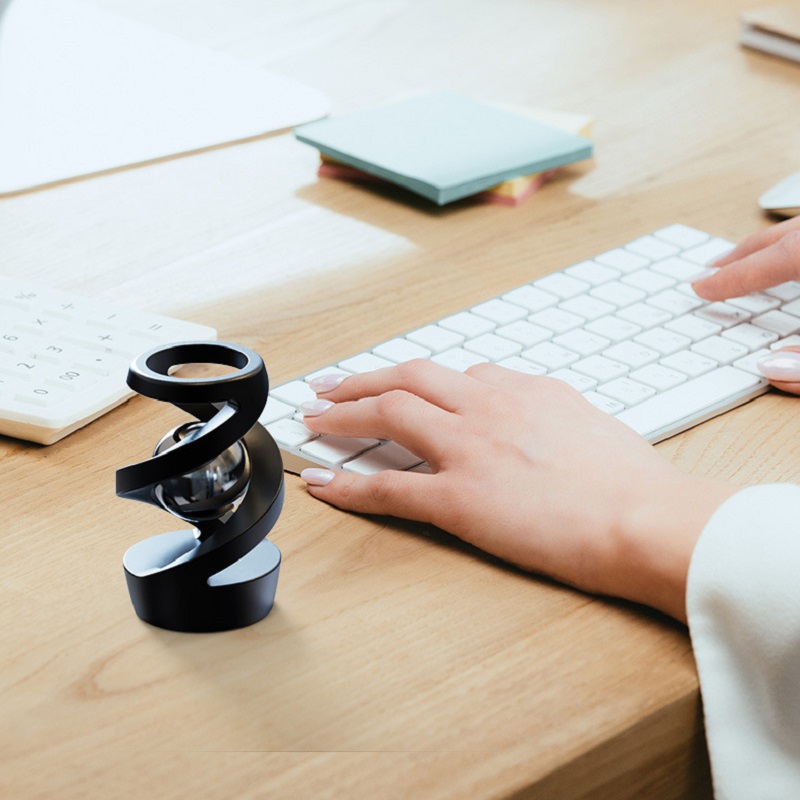 Office Tech And Gadgets - Mainan Fidget Spinner Naga Logam Viral