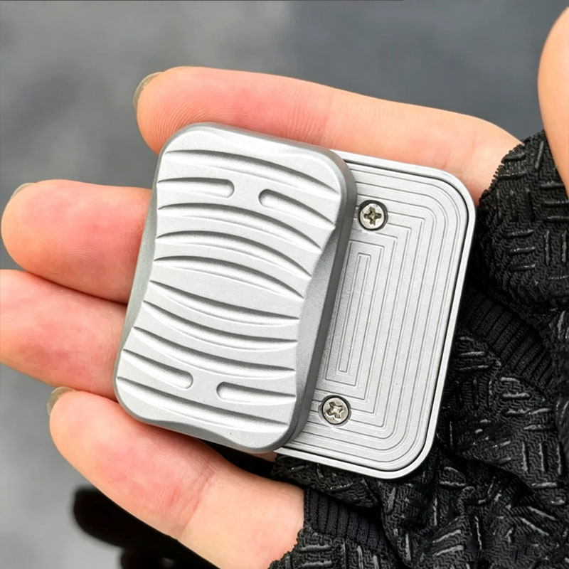 Cool Office Tech Gadgets - Infinite Fidget Slider Kartu Dorong Magnetik
