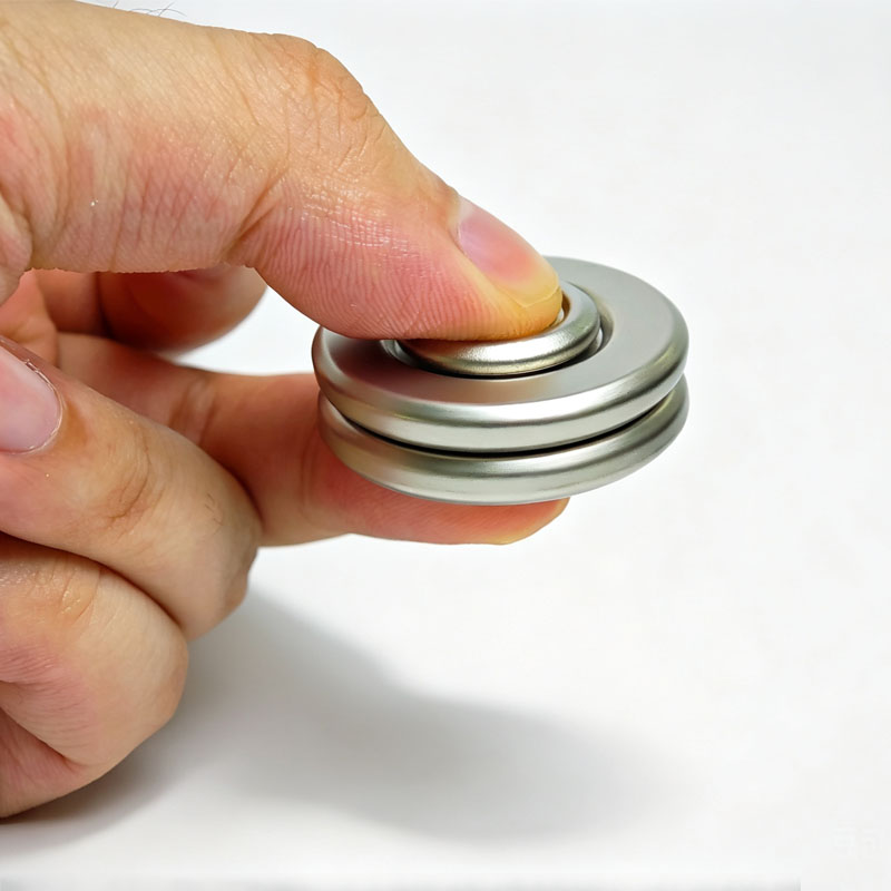 Fidget Spinner Logam UFO BARU, - Cool Office Tech Gadgets ulasan dan harga